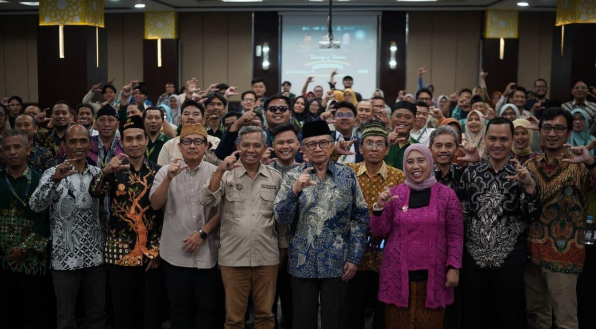 Dari Panel Surya hingga Bank Sampah Digital, 1000 Cahaya Jadi Kunci Hijrah Energi Bersih