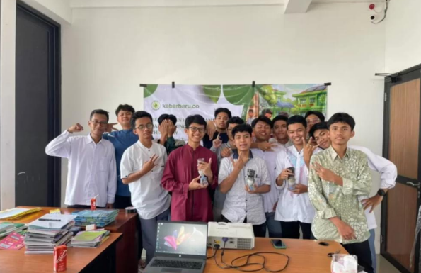 Green Chemistry, Mengajak Santri Yogya Memahami Krisis Energi
